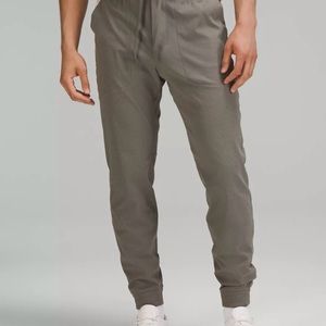 Men’s Lululemon WovenAir ABC Jogger